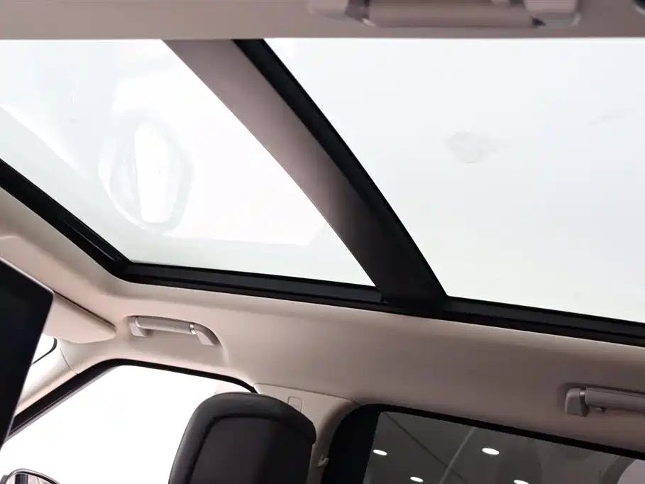 Land Rover Range Rover 2020 — фото 21