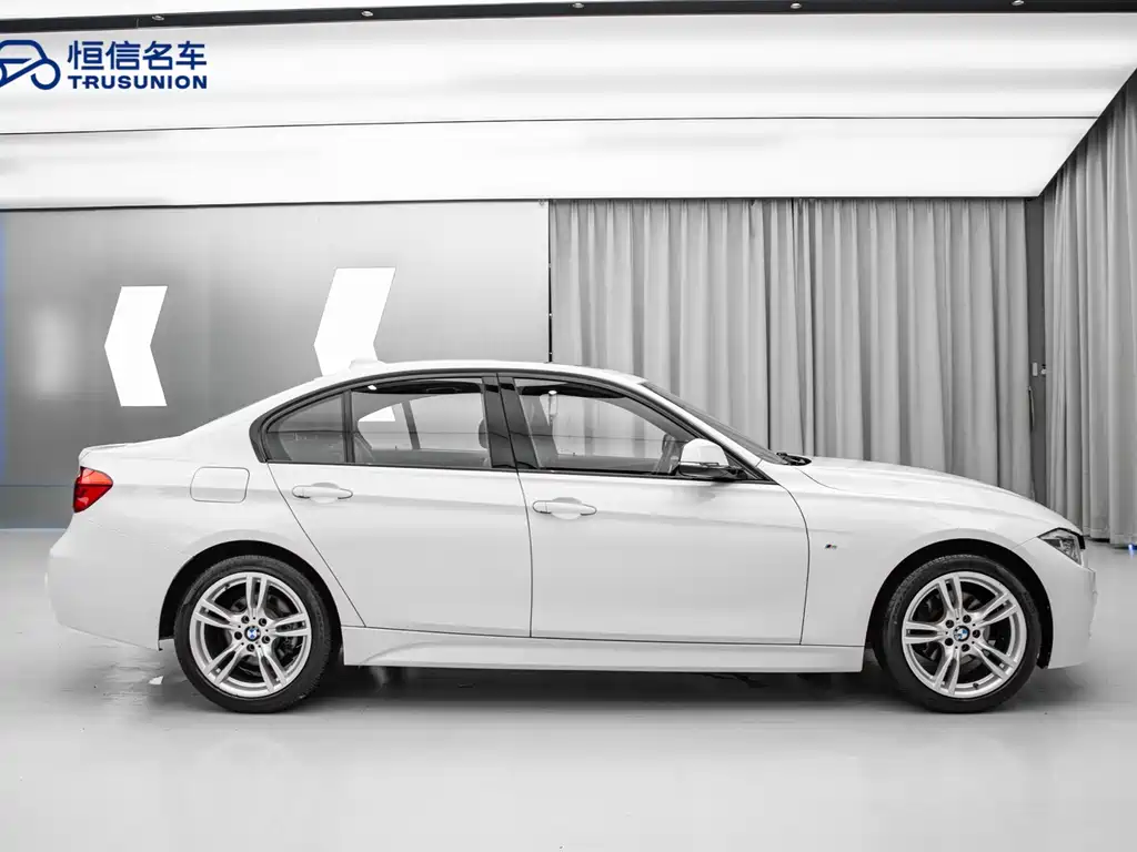 BMW 3 Series 2017 — фото 4