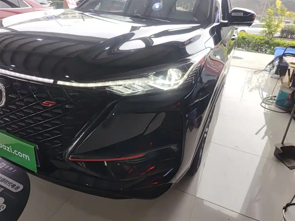 Changan CS75 PLUS 2021 — фото 24