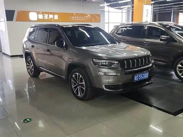 Jeep Grand Commander 2019 — фото 3