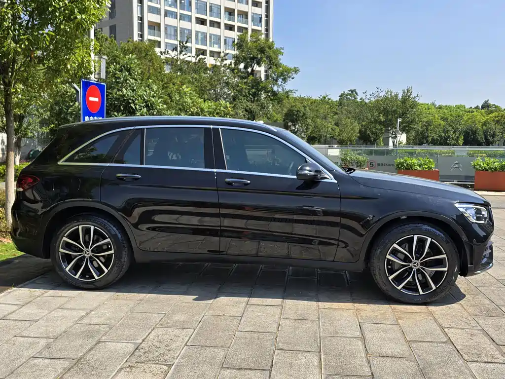Mercedes-Benz GLC 2023 — фото 9