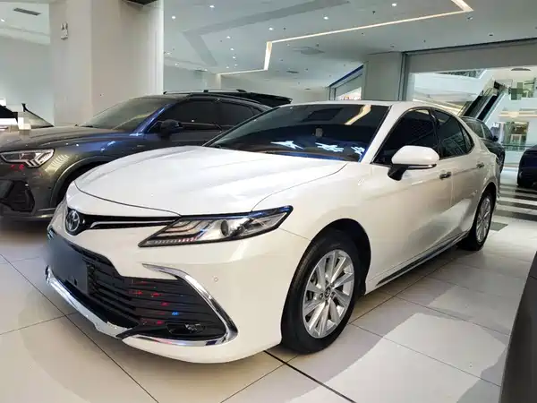 Toyota Camry 2023