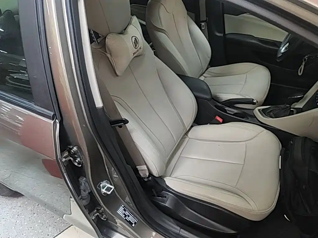 Buick Excelle 2020 — фото 25
