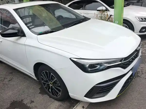 Roewe i5 2021
