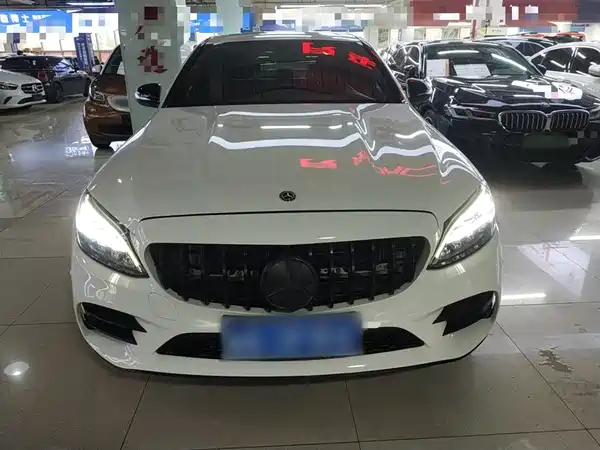 Mercedes-Benz C-Class 2019