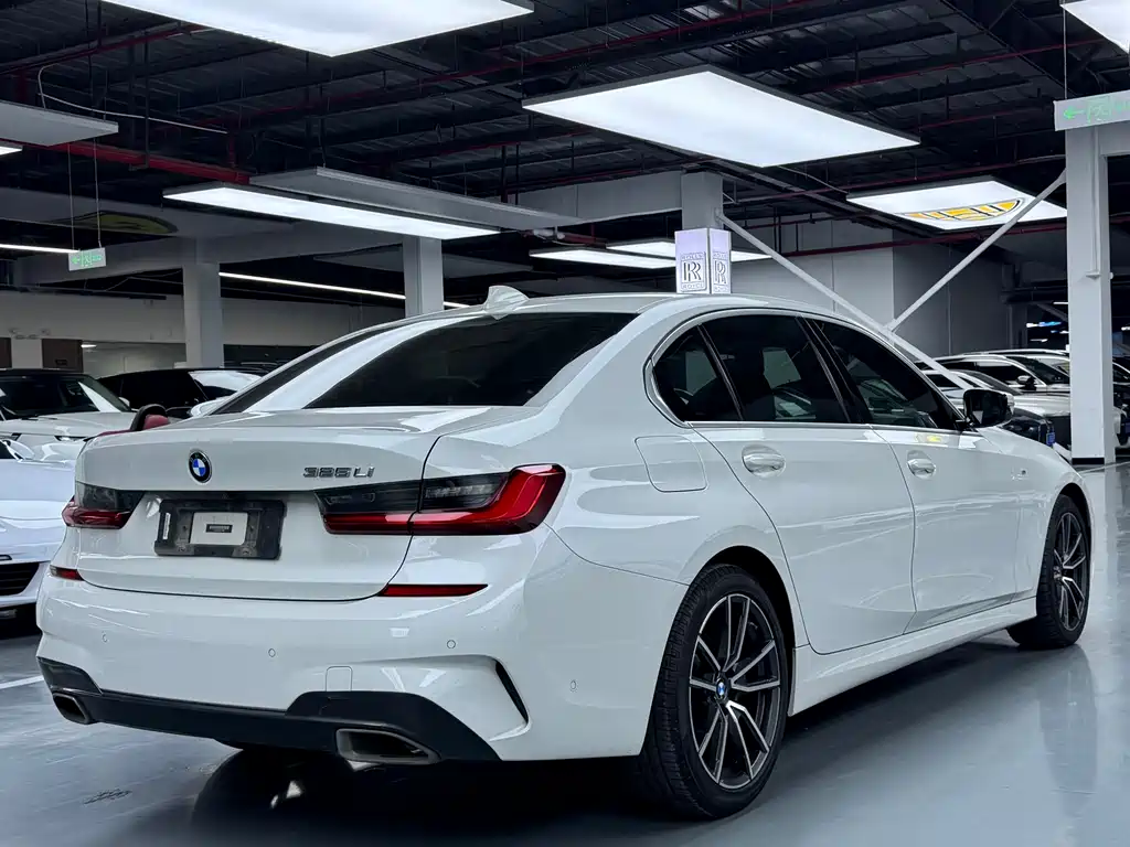BMW 3 Series 2020 — фото 16