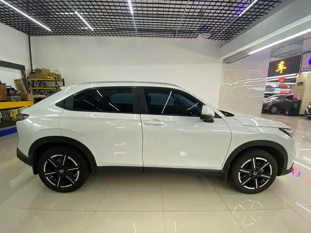 Honda Vezel 2023 — фото 4