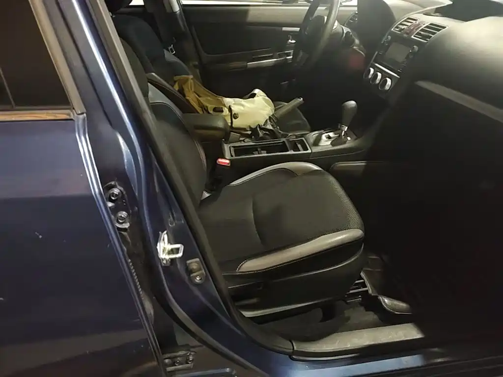 Subaru XV 2017 — фото 25
