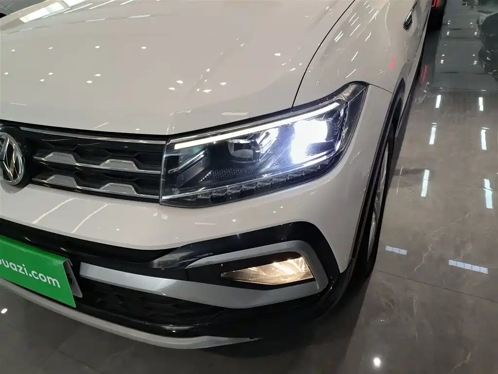 Volkswagen T-Cross 2020 — фото 18