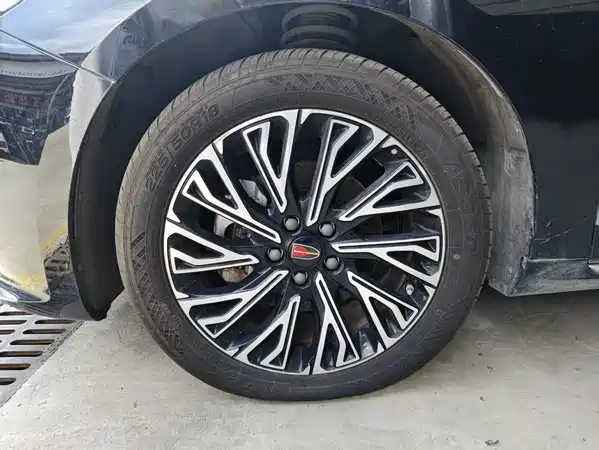 Hongqi H5 2023