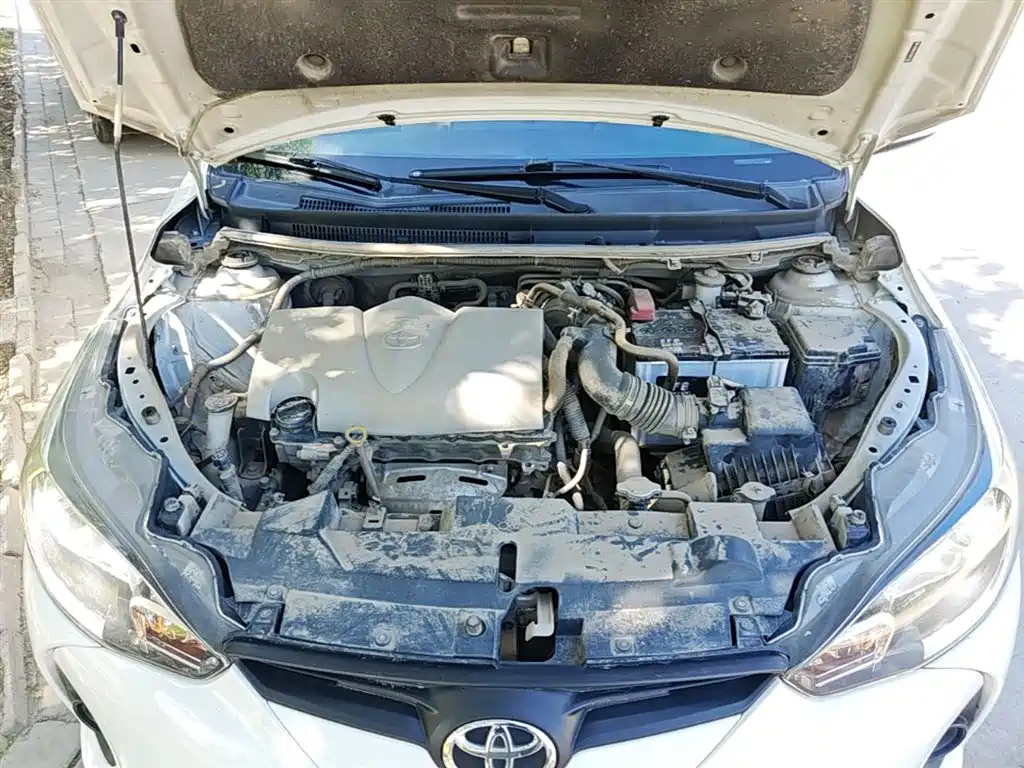 Toyota Yaris L 2018 — фото 20