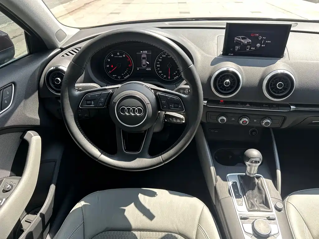 Audi A3 2019 — фото 20