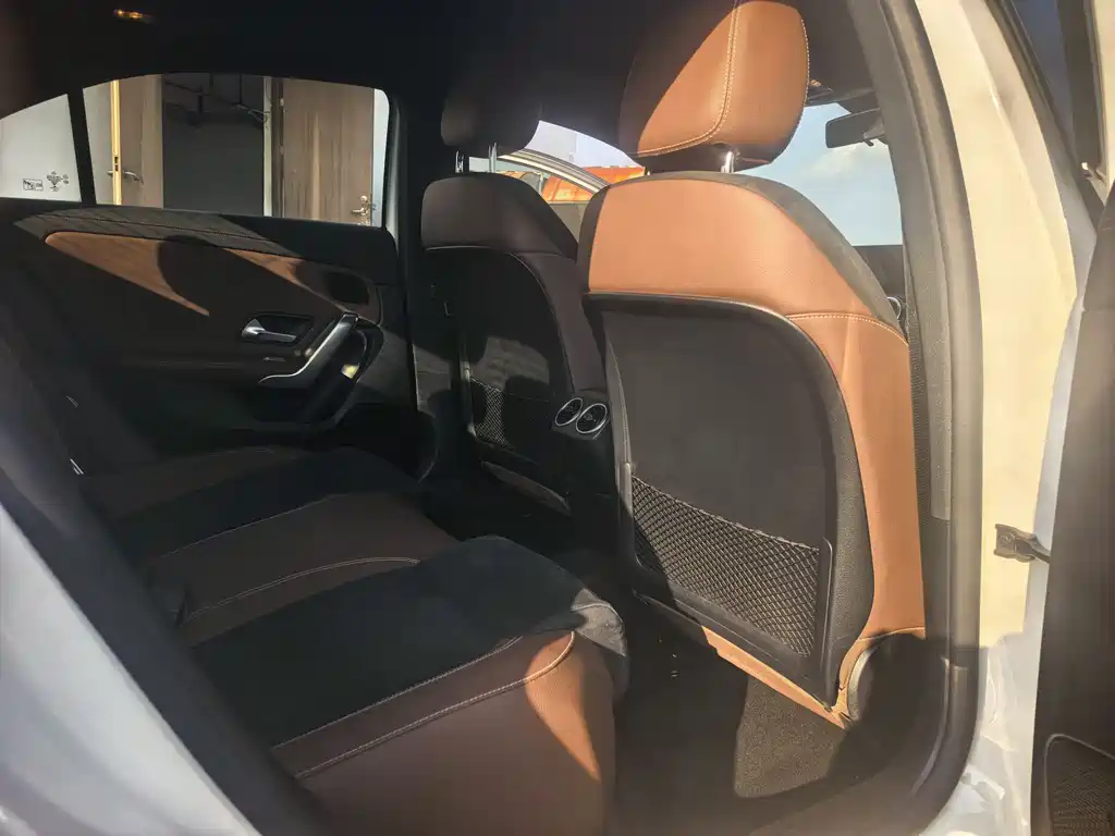 Mercedes-Benz A-Class 2020 — фото 13