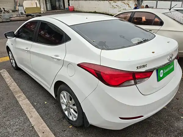 Hyundai Elantra Langdong 2016