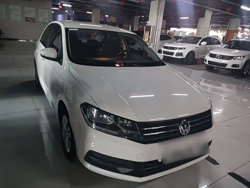 Volkswagen Santana 2018 — фото 4