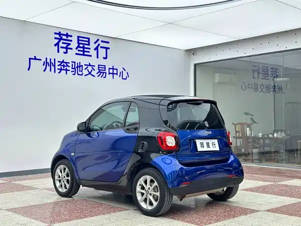 smart fortwo 2018