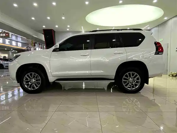 Toyota Prado 2018