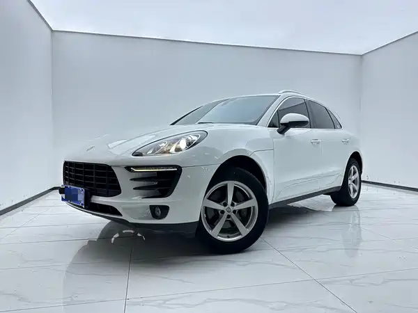 Porsche Macan 2014