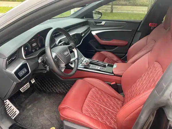 Audi A7L 2024