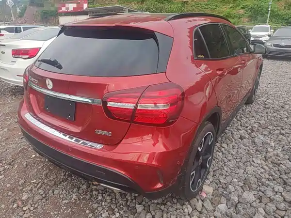 Mercedes-Benz GLA 2018