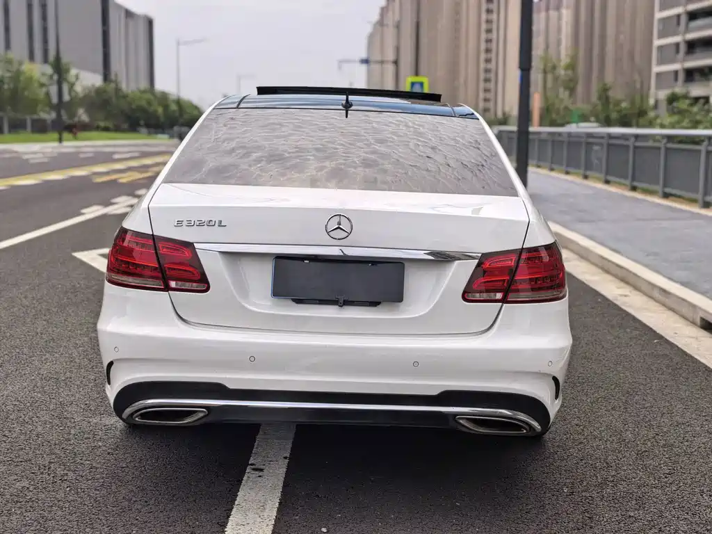 Mercedes-Benz E-Class 2014