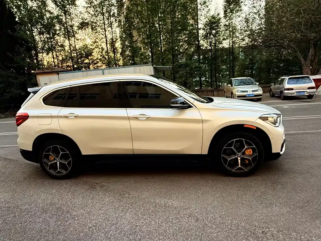 BMW X1 2017 — фото 3