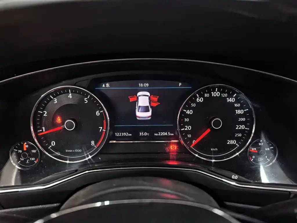 Volkswagen Phideon 2018 — фото 21
