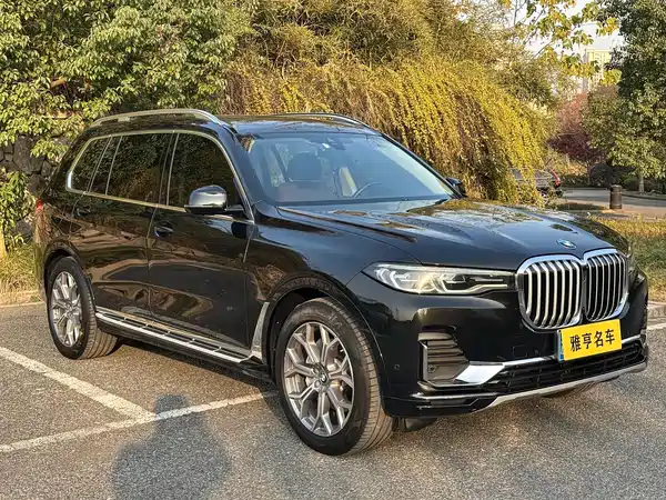 BMW X7 2022