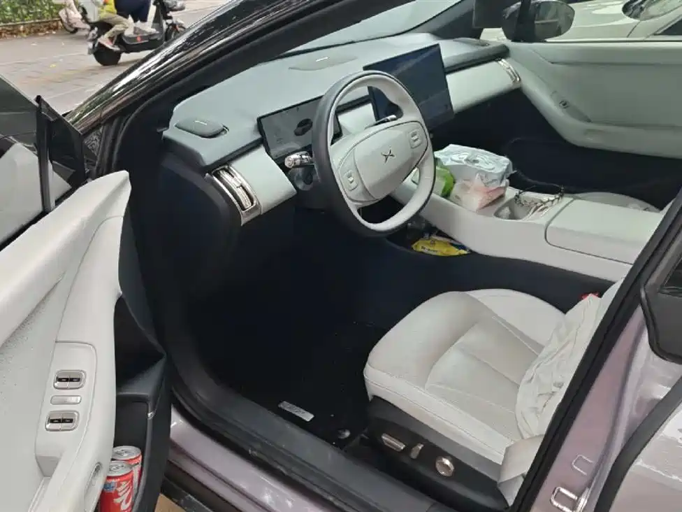 XPeng P7+ 2025 — фото 2