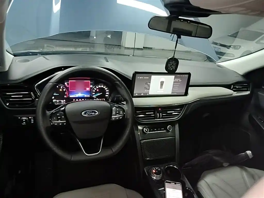 Ford Escape 2020 — фото 10