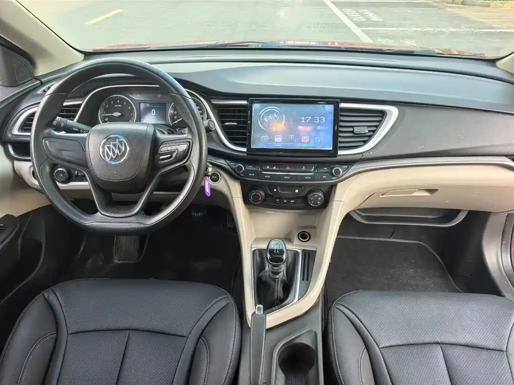 Buick Excelle 2015 — фото 5