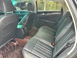 Volkswagen Passat 2023 — фото 15