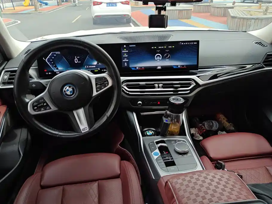 BMW i3 2023 — фото 12