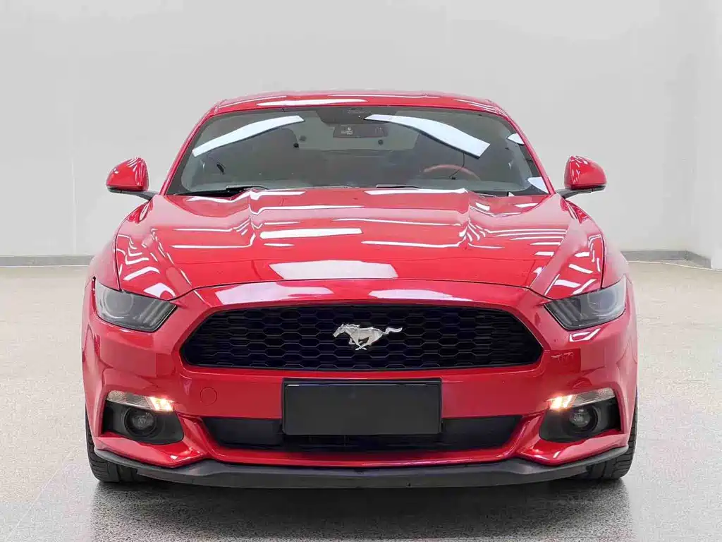 Ford Mustang 2018 — фото 2
