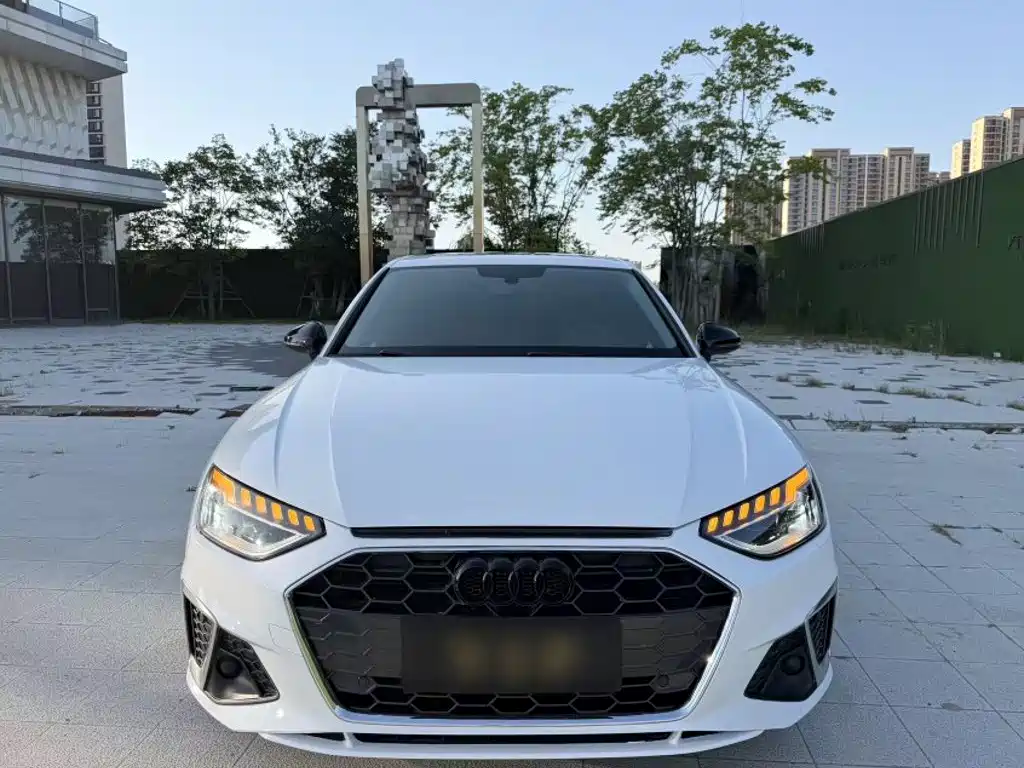 Audi A4L 2021
