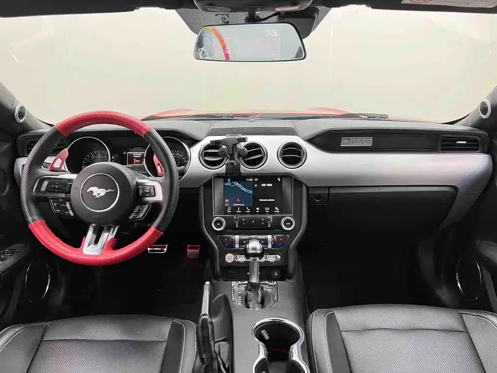 Ford Mustang 2018 — фото 17
