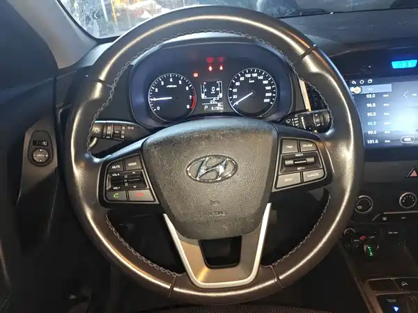 Hyundai ix25 2016