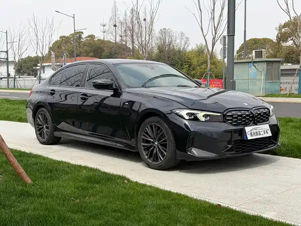 BMW 3 Series 2023