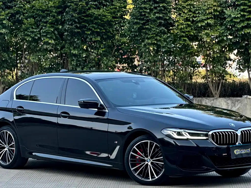 BMW 5 Series 2023 — фото 4