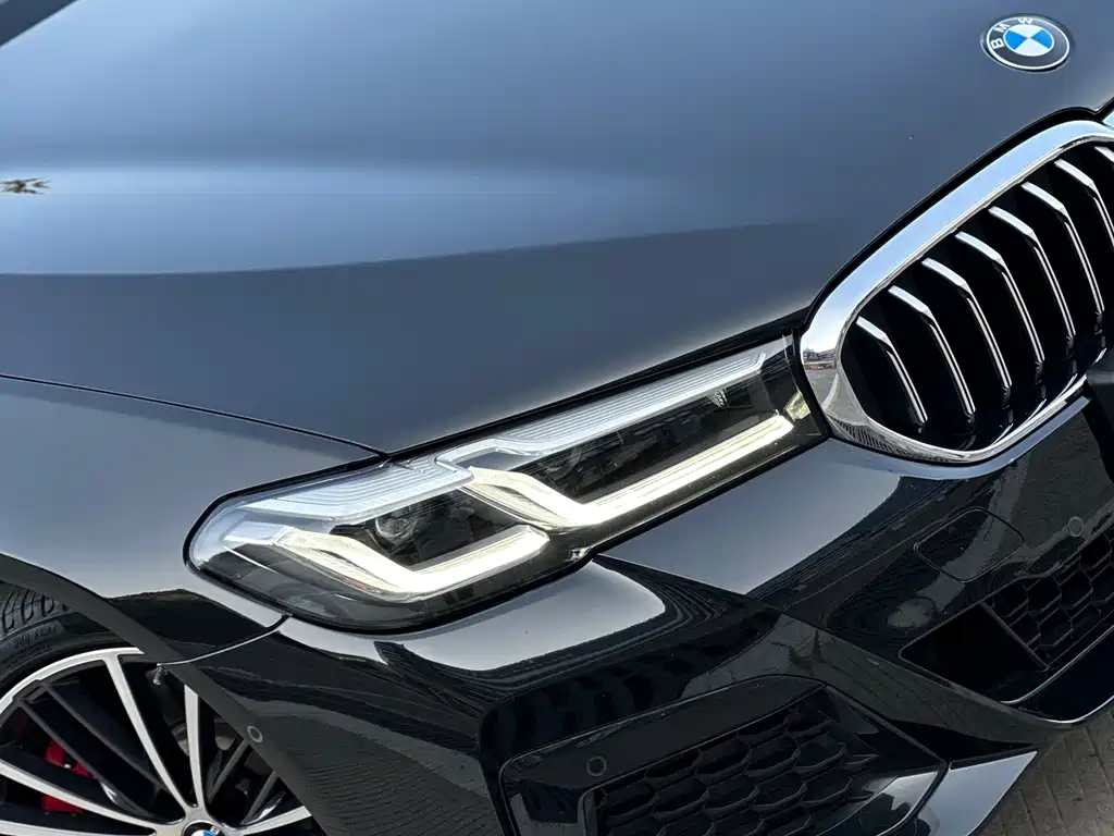 BMW 5 Series 2023 — фото 11