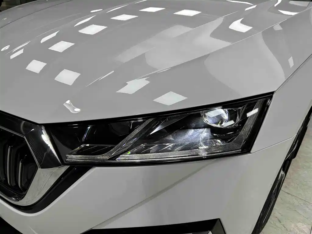 Skoda Octavia 2024 — фото 18