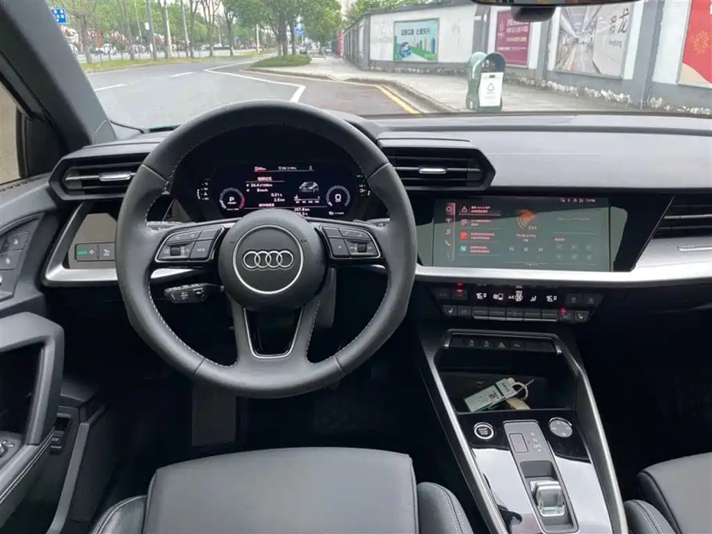 Audi A3 2022 — фото 15