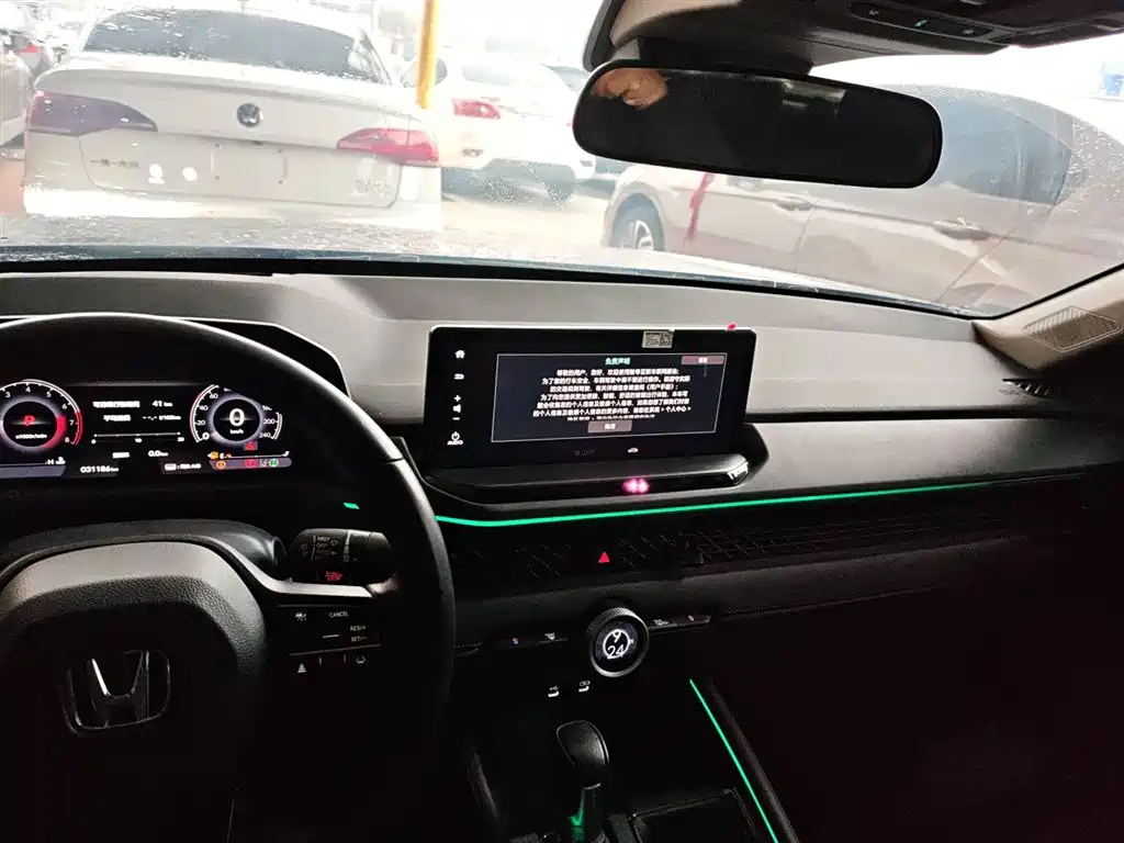 Honda Accord 2024 — фото 10