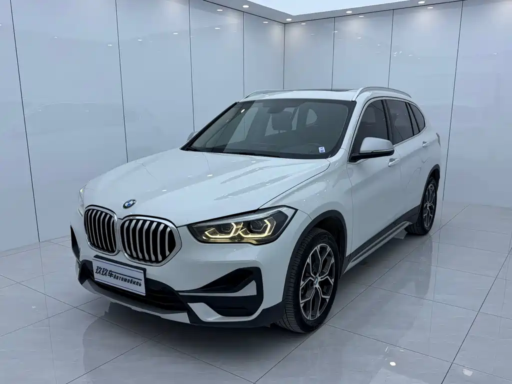 BMW X1 2023 — фото 1