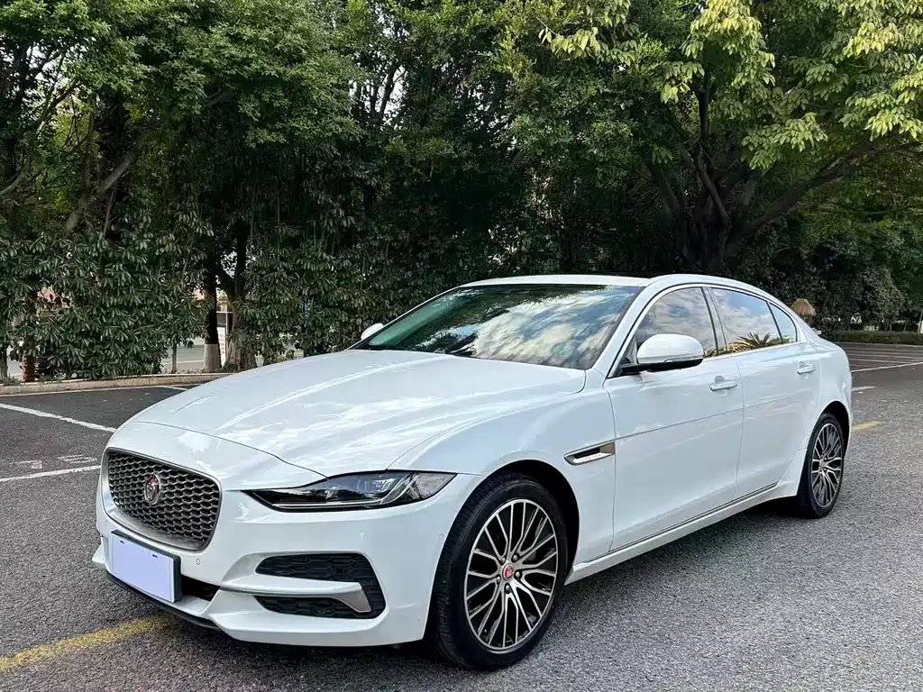Jaguar XEL 2021