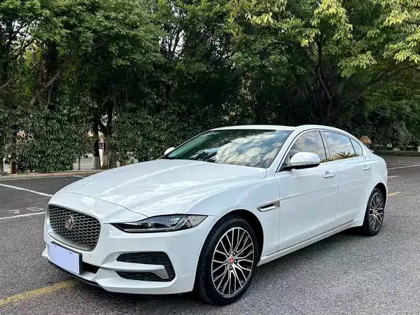 Jaguar XEL 2020