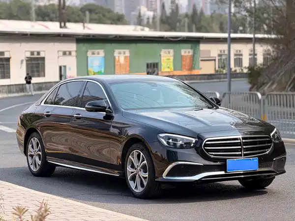 Mercedes-Benz E-Class 2024