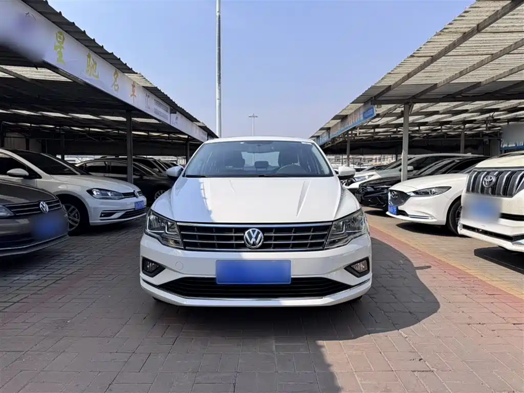 Volkswagen Jetta 2017 — фото 3