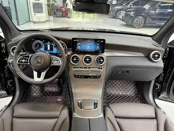 Mercedes-Benz GLC 2020