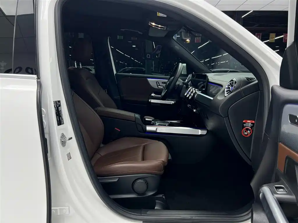 Mercedes-Benz GLB 2020 — фото 22